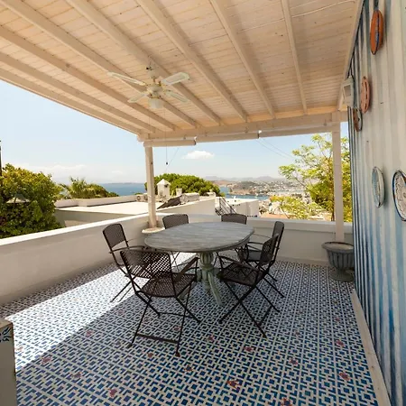 Вилла Pleasant House With Splendid View In The Heart Of Bodrum
