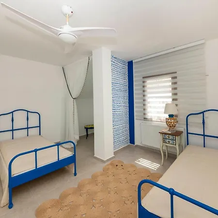 Pleasant House With Splendid View In The Heart Of Bodrum Вилла *