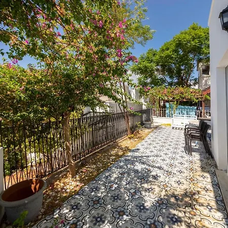 Pleasant House With Splendid View In The Heart Of Bodrum Villa *