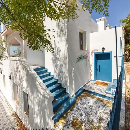 Pleasant House With Splendid View In The Heart Of Bodrum * Bodrum